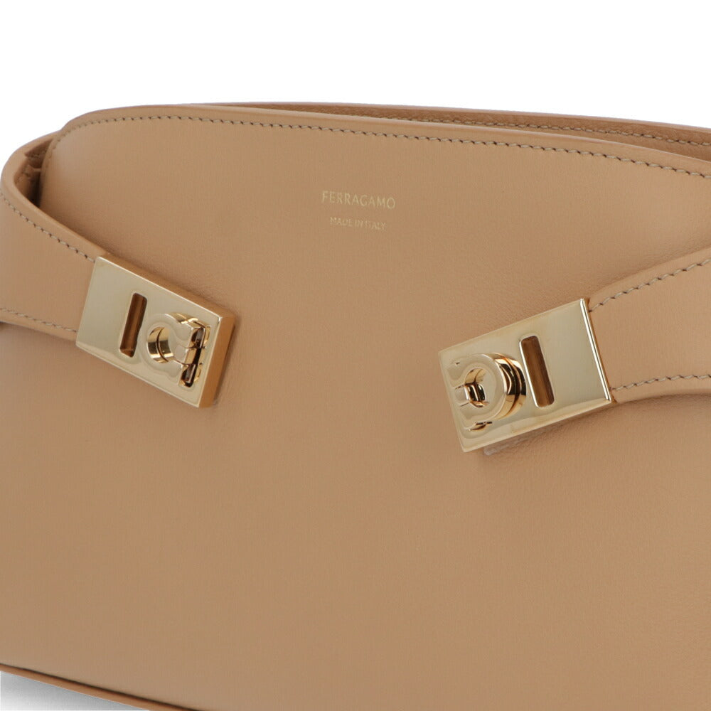 FERRAGAMO ショルダーバッグ キャメル ミニバッグ クラッチバッグ クロスボディバッグ 218964 774623