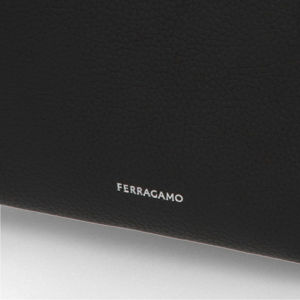 FERRAGAMO ショルダーバッグ ブラック クロスボディバッグ  241624 775173