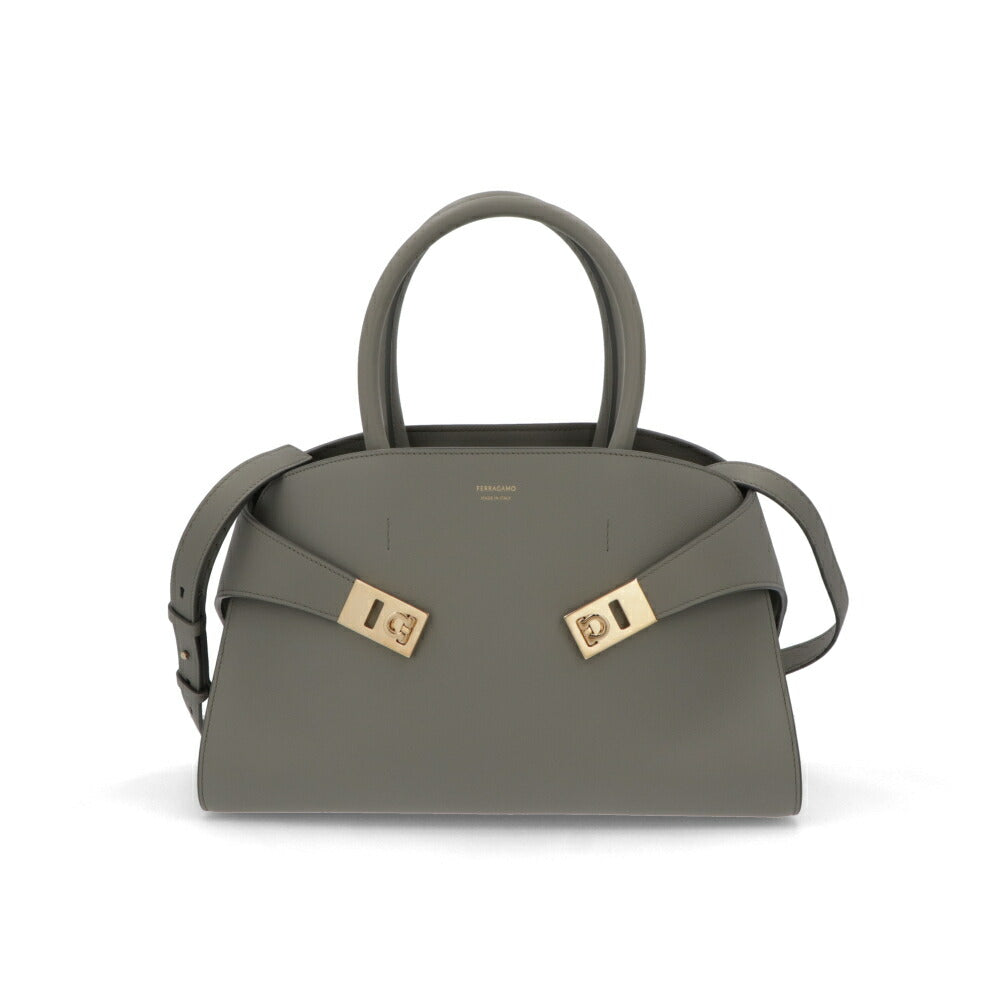 FERRAGAMO ハンドバッグ グレー ハグ ショルダーバッグ 215608 775279