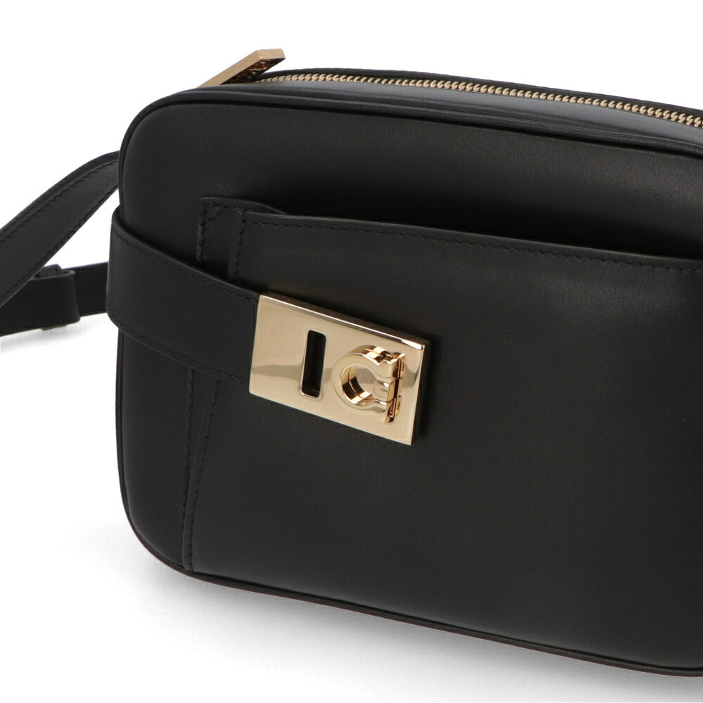 FERRAGAMO フェラガモ レディース バッグ ショルダーバッグ ブラック スムースカーフスキン ガンチーニ クロスボディバッグ 216292 769547