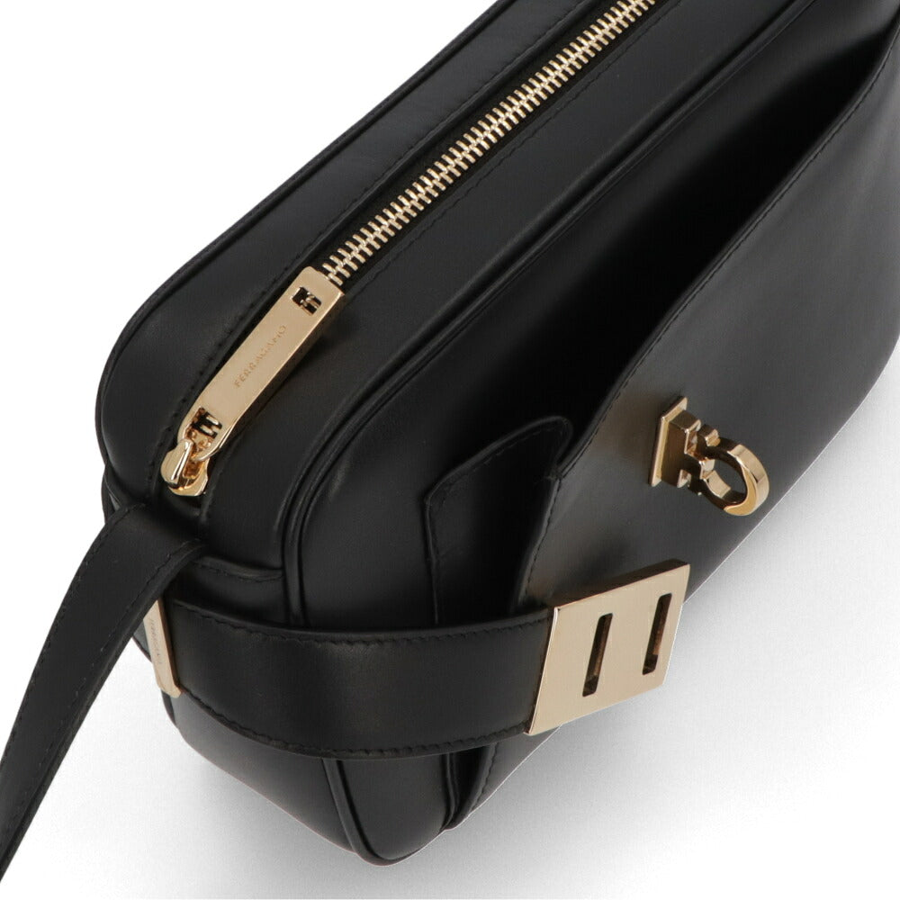FERRAGAMO フェラガモ レディース バッグ ショルダーバッグ ブラック スムースカーフスキン ガンチーニ クロスボディバッグ 216292 769547