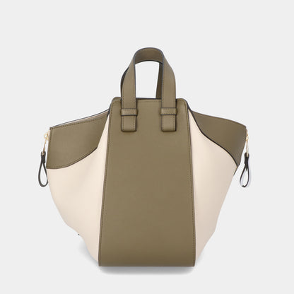 ロエベ A538S35X19 4366 ハンモックバッグ