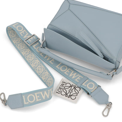 ロエベ LOEWE バッグ ショルダーバッグ レディース パズル スモール PUZZLE SMALL ライトブルー カーフスキン アナグラム ジャガードロゴ シルバー金具 ハンドバッグ 2Way 鞄 A510S21XA9