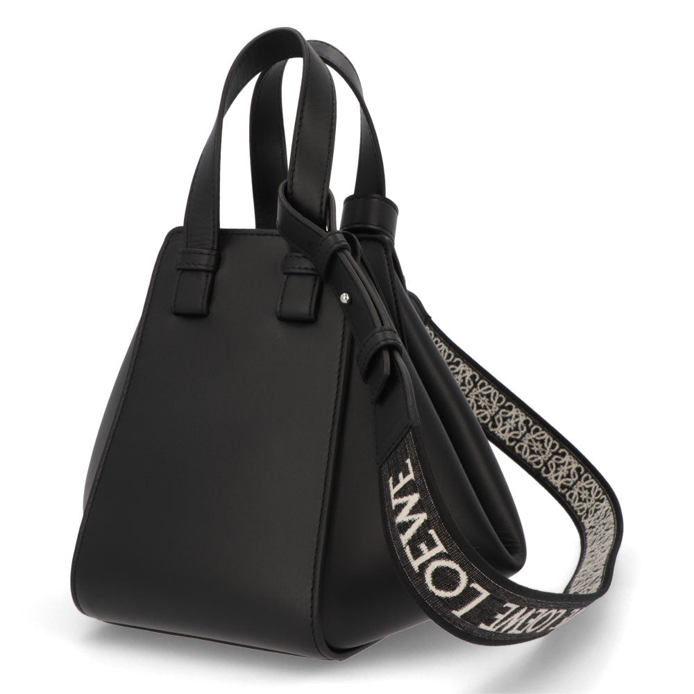ロエベ LOEWE バッグ ショルダーバッグ レディース ハンモックバッグ コンパクト HAMMOCK COMPACT  ブラック クラシックカーフスキン 2Way ショルダーバッグ シルバー金具 ロゴ アナグラム A538H13X14
