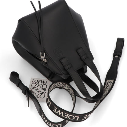 ロエベ LOEWE バッグ ショルダーバッグ レディース ハンモックバッグ コンパクト HAMMOCK COMPACT  ブラック クラシックカーフスキン 2Way ショルダーバッグ シルバー金具 ロゴ アナグラム A538H13X14