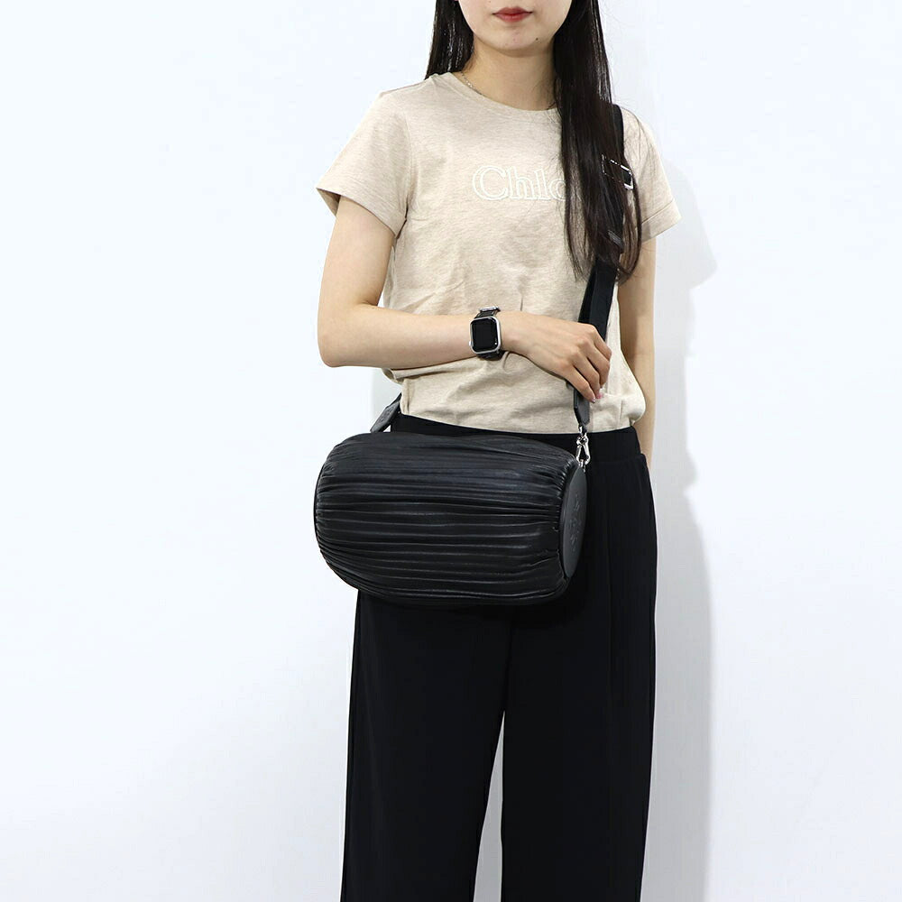 ロエベ LOEWE バッグ ショルダーバッグ レディース ブレスレットポーチ ブラック ラムスキン レザー ハンドバッグ 2way アナグラム ロゴ ブラック A912Y98X10
