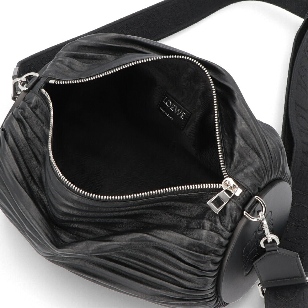 ロエベ LOEWE バッグ ショルダーバッグ レディース ブレスレットポーチ ブラック ラムスキン レザー ハンドバッグ 2way アナグラム ロゴ ブラック A912Y98X10