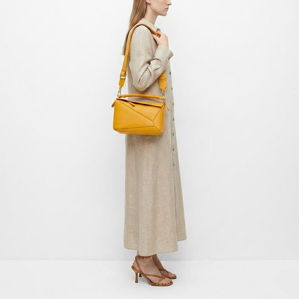 LOEWE ロエベ レディース バッグ ショルダーバッグ SMALL PUZZLE BAG イエロー系 ロゴ A510S21XAC