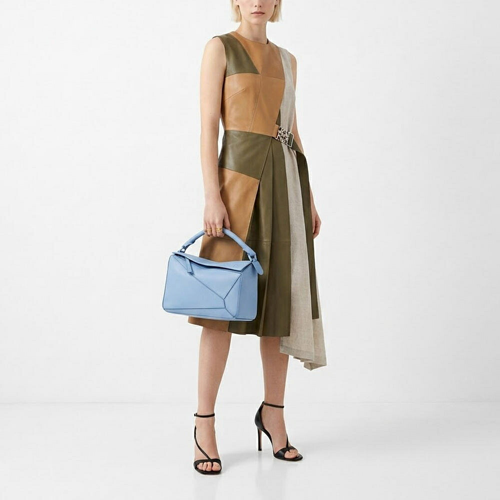 LOEWE ロエベ レディース バッグ ショルダーバッグ PUZZLE SOLID BAG ブルー ロゴ パズルバッグ アナグラム B510S20X03