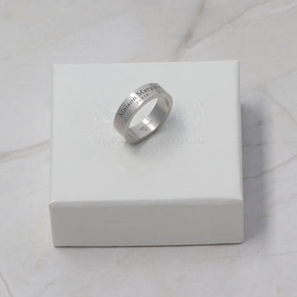メゾン マルジェラ Maison Margiela 指輪・リング SM1UQ0081 SV0158 951 シルバー メンズ レディース ロゴリング