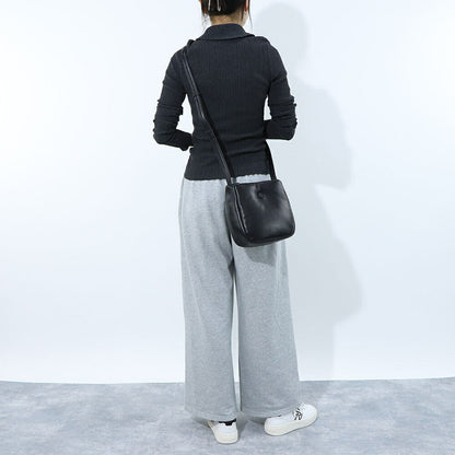 MONCLER ショルダーバッグ TIARNA CROSSBODY ブラック