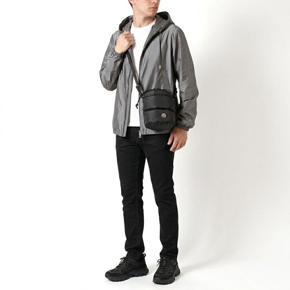 MONCLER モンクレール レディース バッグ ショルダーバッグ Caradoc ブラック 巾着バッグ パディング 5I00002 M6275