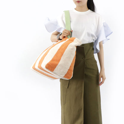 MAISON KITSUNE トートバッグ CKU08802 P850 オレンジ×ホワイト