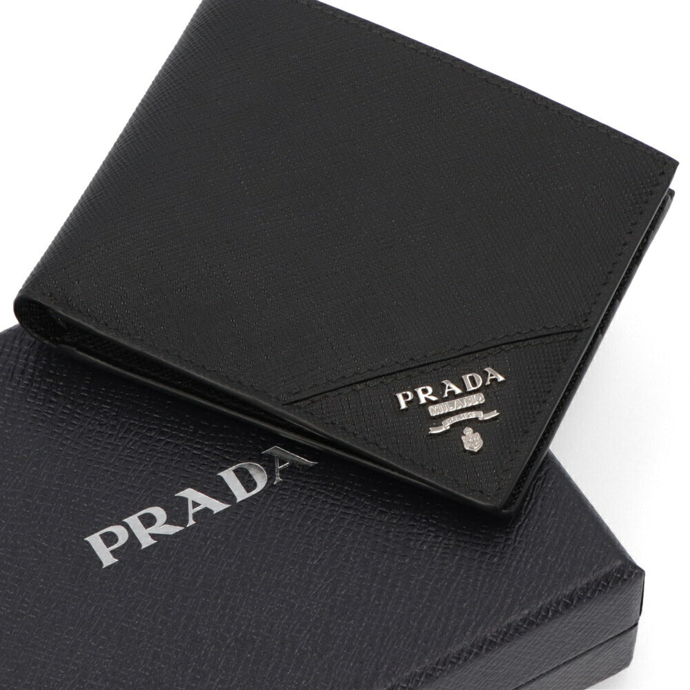 プラダ PRADA 財布 二つ折り財布 メンズ ブラック レザー サフィアーノ カードケース 小銭入れない ロゴプレート 小銭入れなし 2MO513 QME