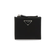 PRADA プラダ レディース 財布 二つ折り財布 ブラック レザー ナイロン Re-Nylon リナイロン トライアングルロゴ 小銭入れ付き 2ML049 2DMH F0002