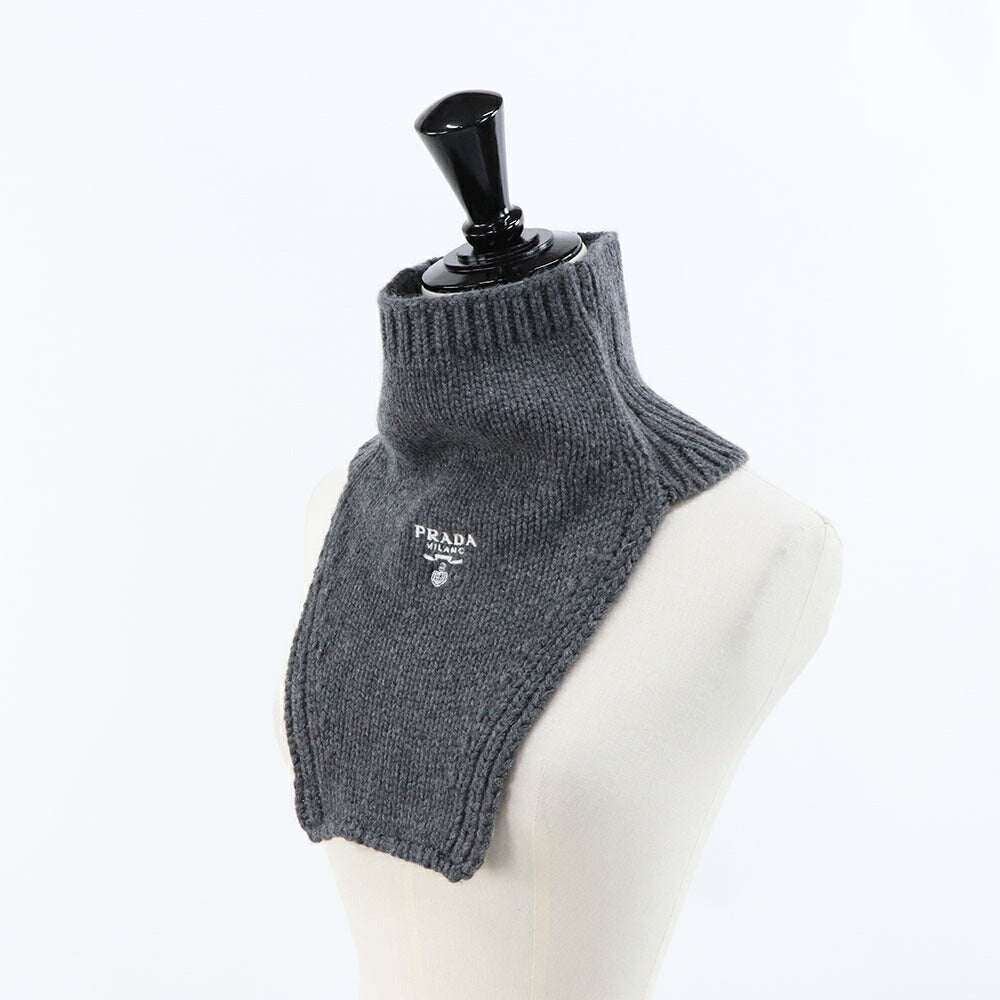 PRADA マフラー スレートグレー ネックウォーマー ロゴ UMS453 13J1