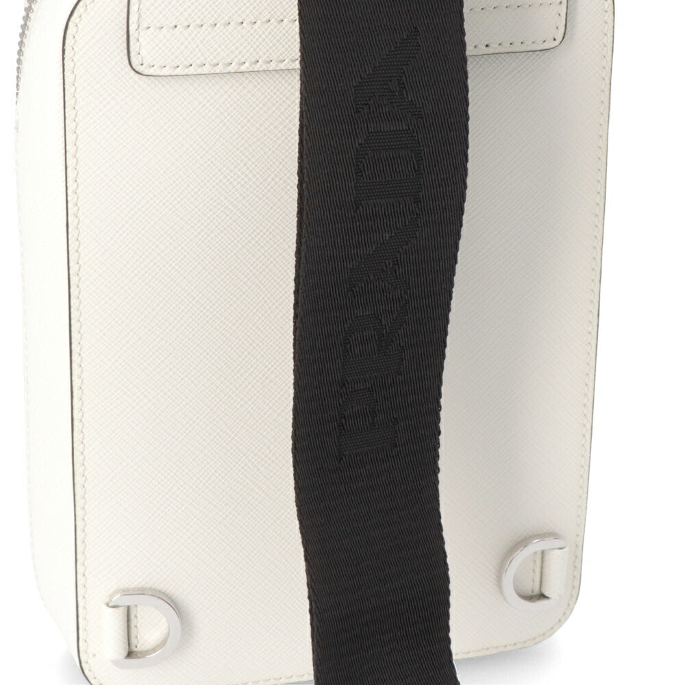 PRADA ショルダーバッグ ホワイト レザー トライアングルロゴ