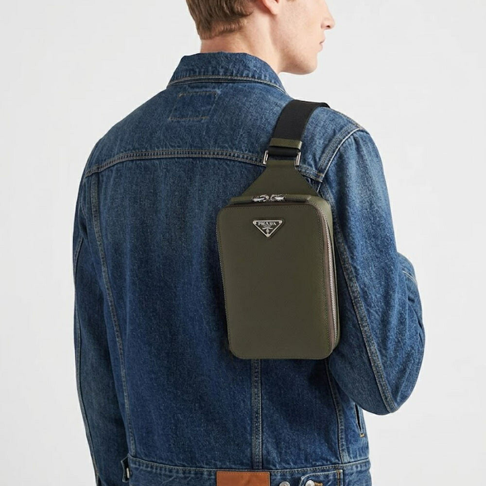 PRADA ショルダーバッグ カーキ ロゴ トライアングルロゴ シンプル 2VZ106 9Z2