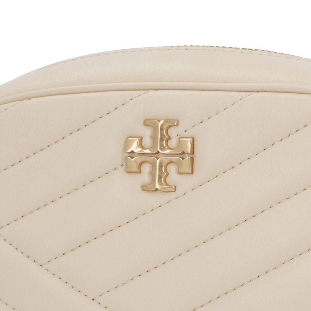 Tory Burch トリーバーチ  ショルダーバッグ KIRA CHEVRON CAMERA BAG クリーム チェーンバッグ 152353