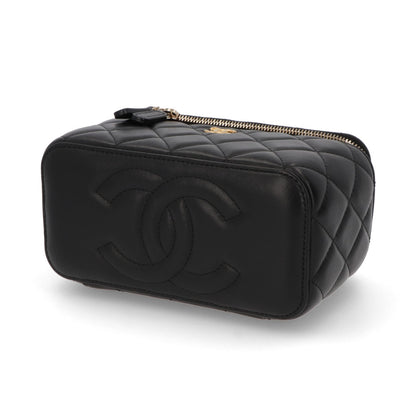 CHANEL バニティケース マトラッセ ブラック ラムスキン