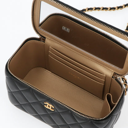 CHANEL バニティケース マトラッセ ブラック ラムスキン