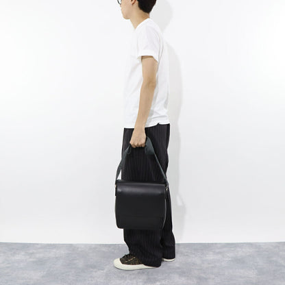 フェラガモ FERRAGAMO バッグ ショルダーバッグ メンズ Sランク レザー ブラック ロゴ シルバー金具  718969