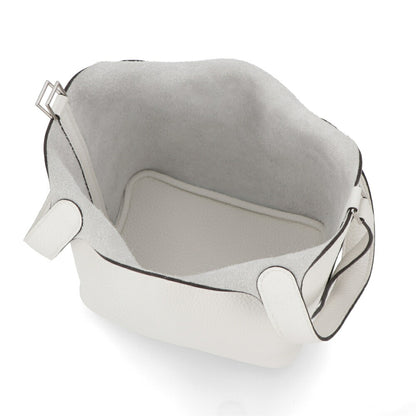 HERMES ピコタンロックPM ニューホワイト シルバー