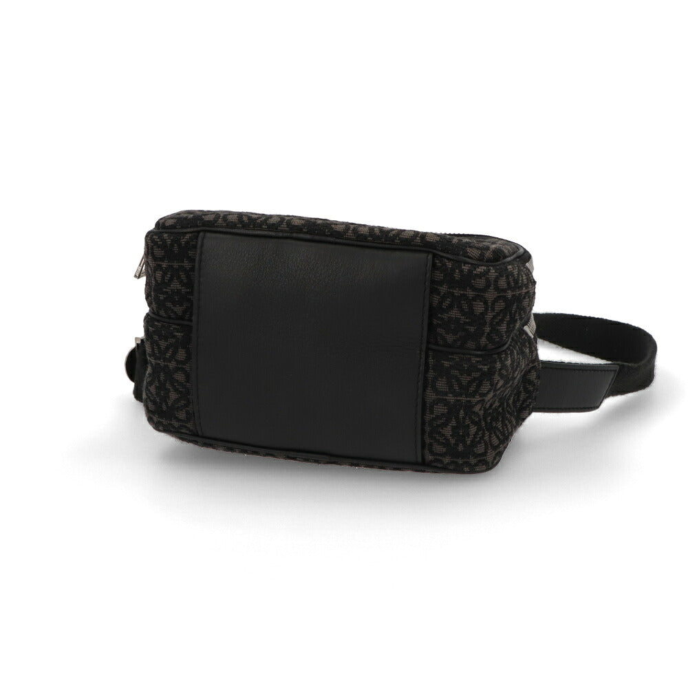 【中古/Aランク】LOEWE ロエベ ユニセックス バッグ ショルダーバッグ Aランク アナグラム カメラバッグ ミニ ポシェット B604Z80X01