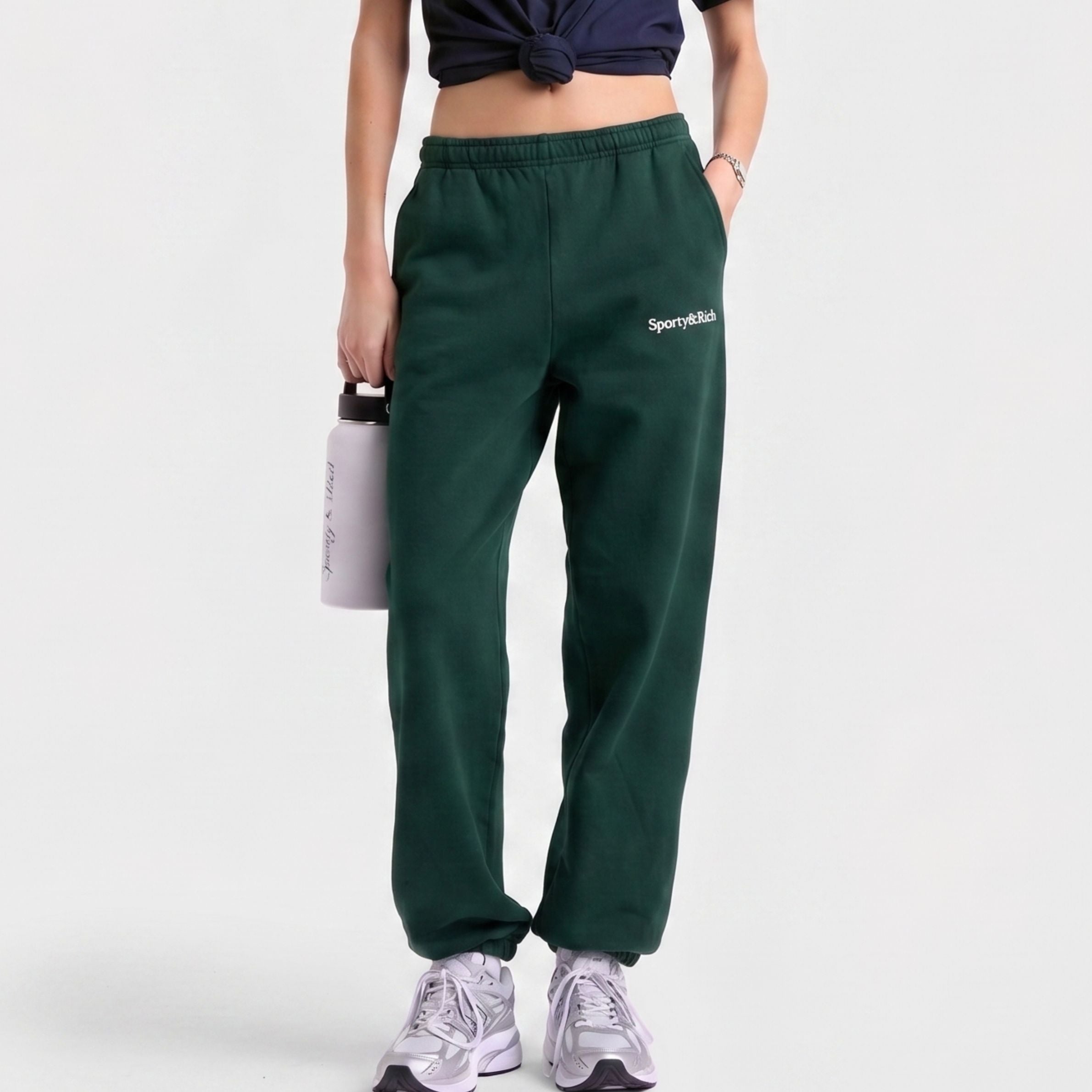 Sporty＆Rich ボトムス ロングパンツ グリーン スウェットパンツ